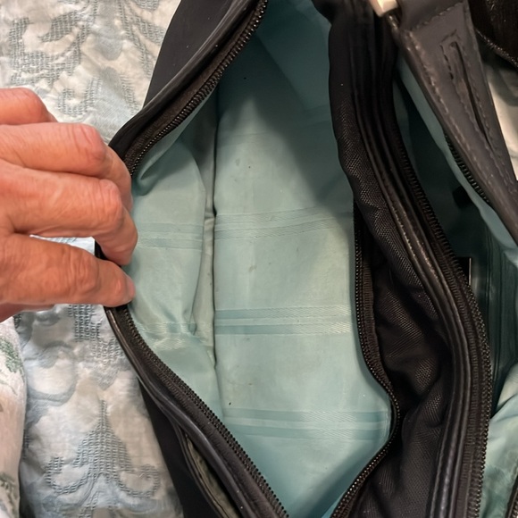 Tumi Black Shoulder Bag Minimalist Design - Picture 6 of 7